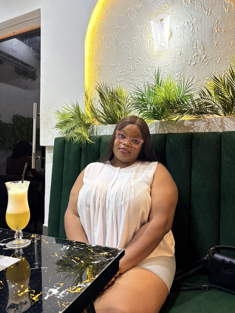 AnnatheChef tweet media