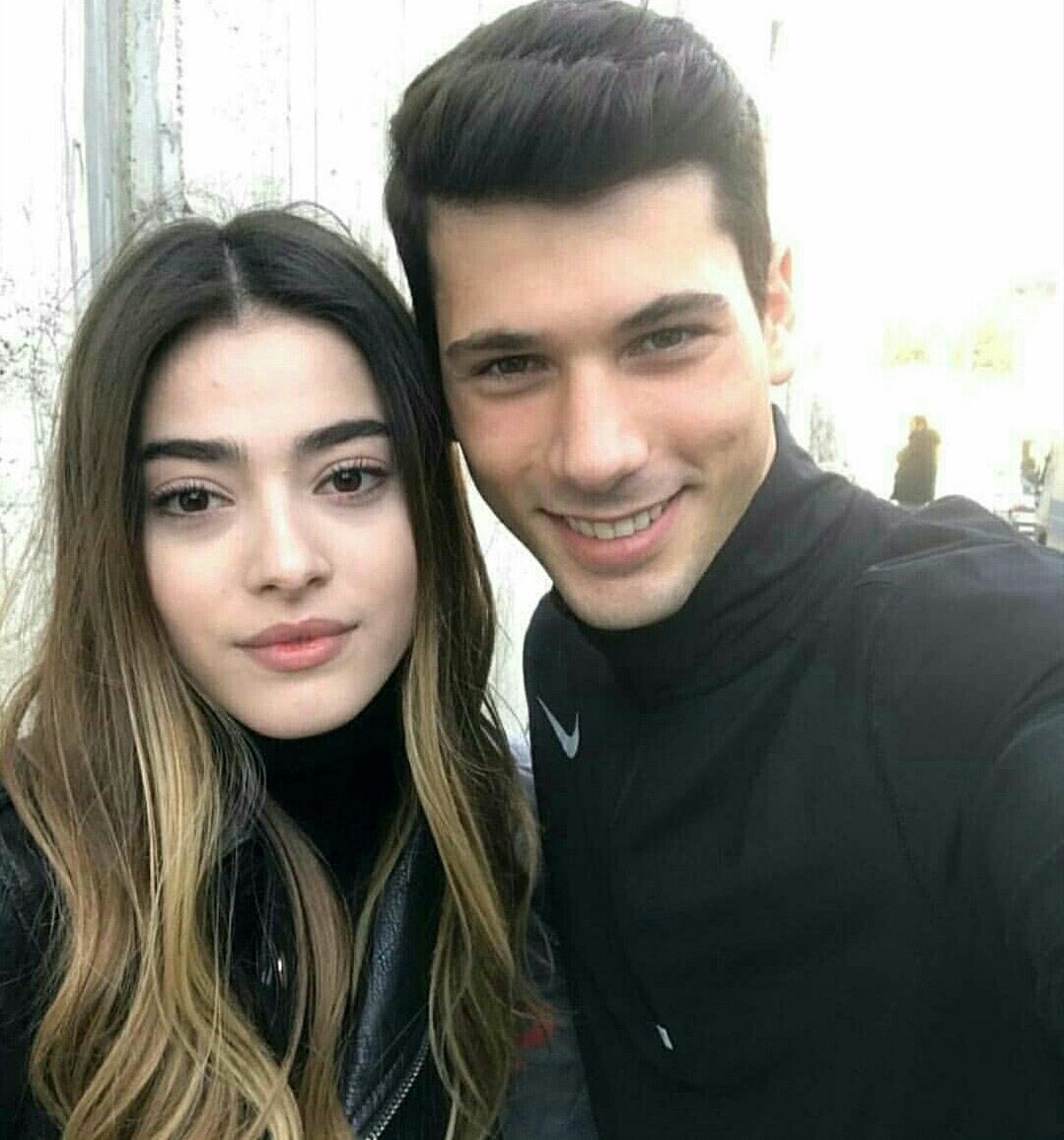 معليش بس  ثنائيته مع سيماي هي الوحيده اللي فيها تناسق
#hayatbazentatlıdır