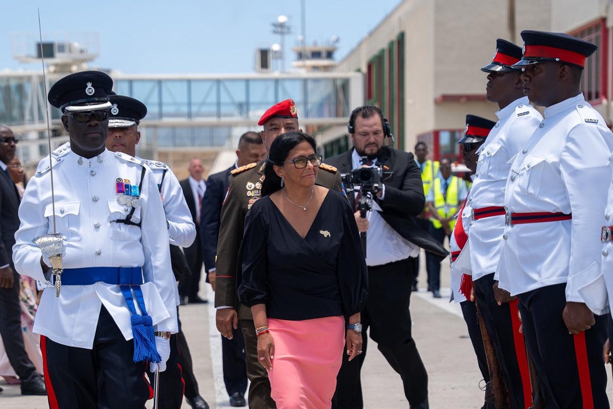 Me dicen la Negra 🥰 🇻🇪 tweet media