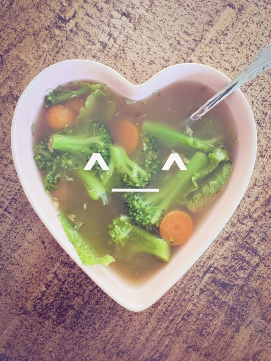 polkadott333's tweet image. lunch!! everything was about ~28 cals and it’s suuper yummy and filling (˶˃ ᵕ ˂˶)