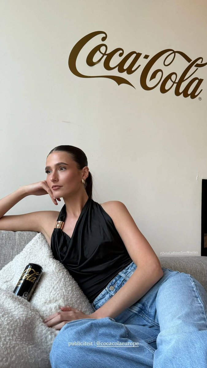 Dutch Celebs tweet media