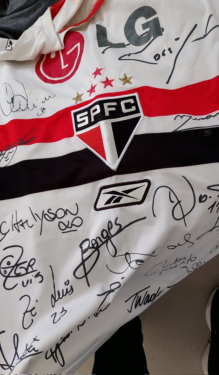 ʟᴏʀᴇɴᴀ tweet media