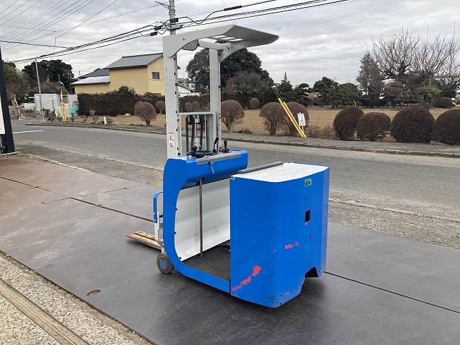 biglemon_kenkey's tweet photo. ⚡️トヨタ電動フォークリフト700kg
100V充電で電気代約1/3削減!
✅2018年式で状態良好
✅排ガスゼロで室内作業OK
✅信頼のトヨタ品質
✅千葉県から全国配送可
BIGLEMON掲載中📱
https://t.co/21EmIGJTor
#フォークリフト #トヨタ #電動 #物流効率化 #中古機械 #BIGLEMON https://t.co/lXFaDEGKDn