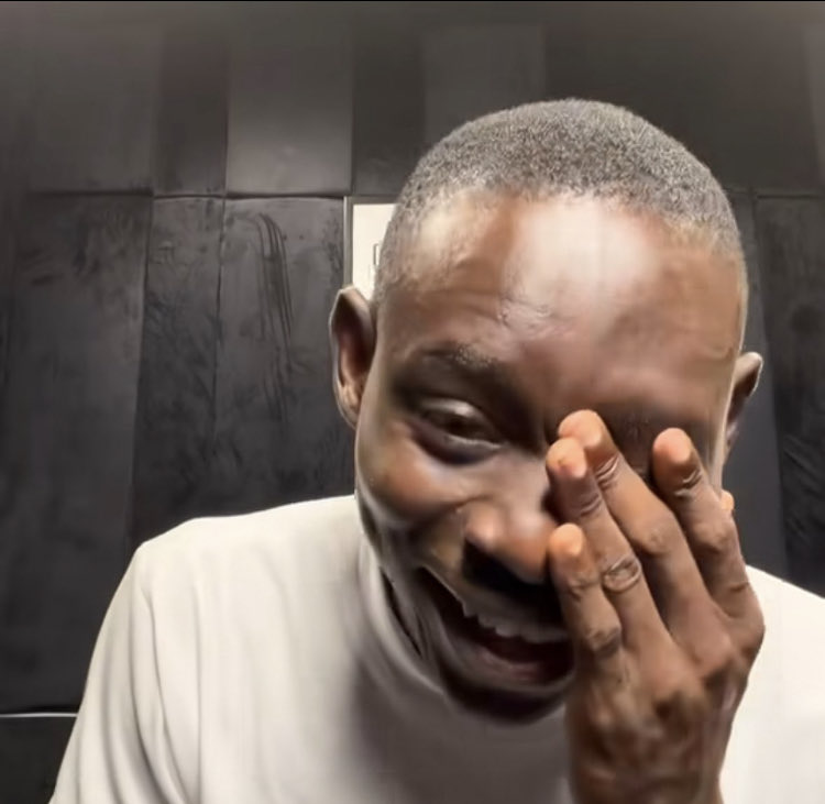 🪐🪂 LARRii tweet media