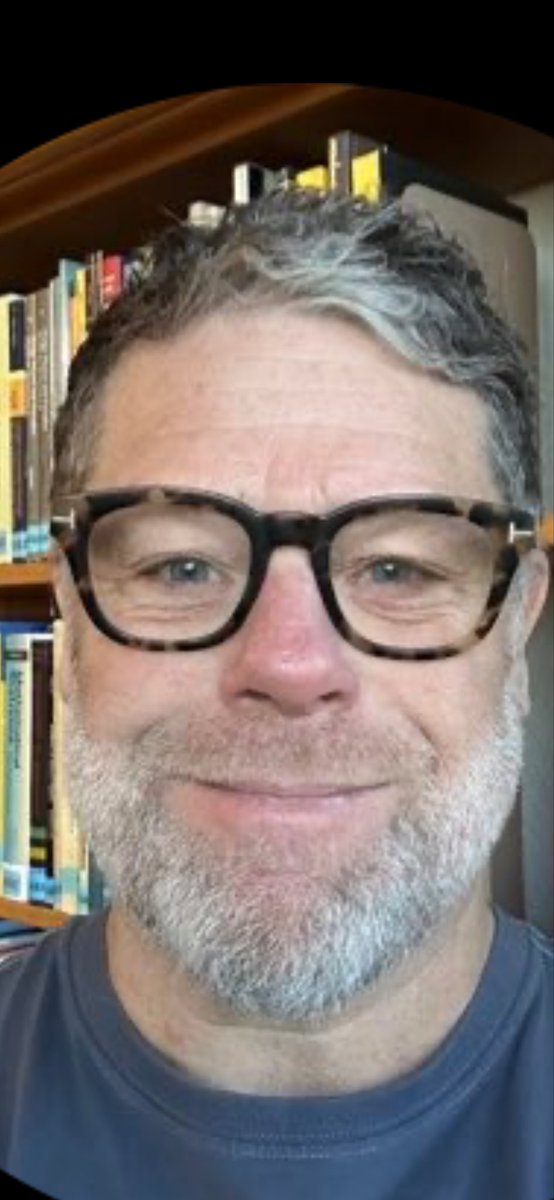 BlockChain tweet media