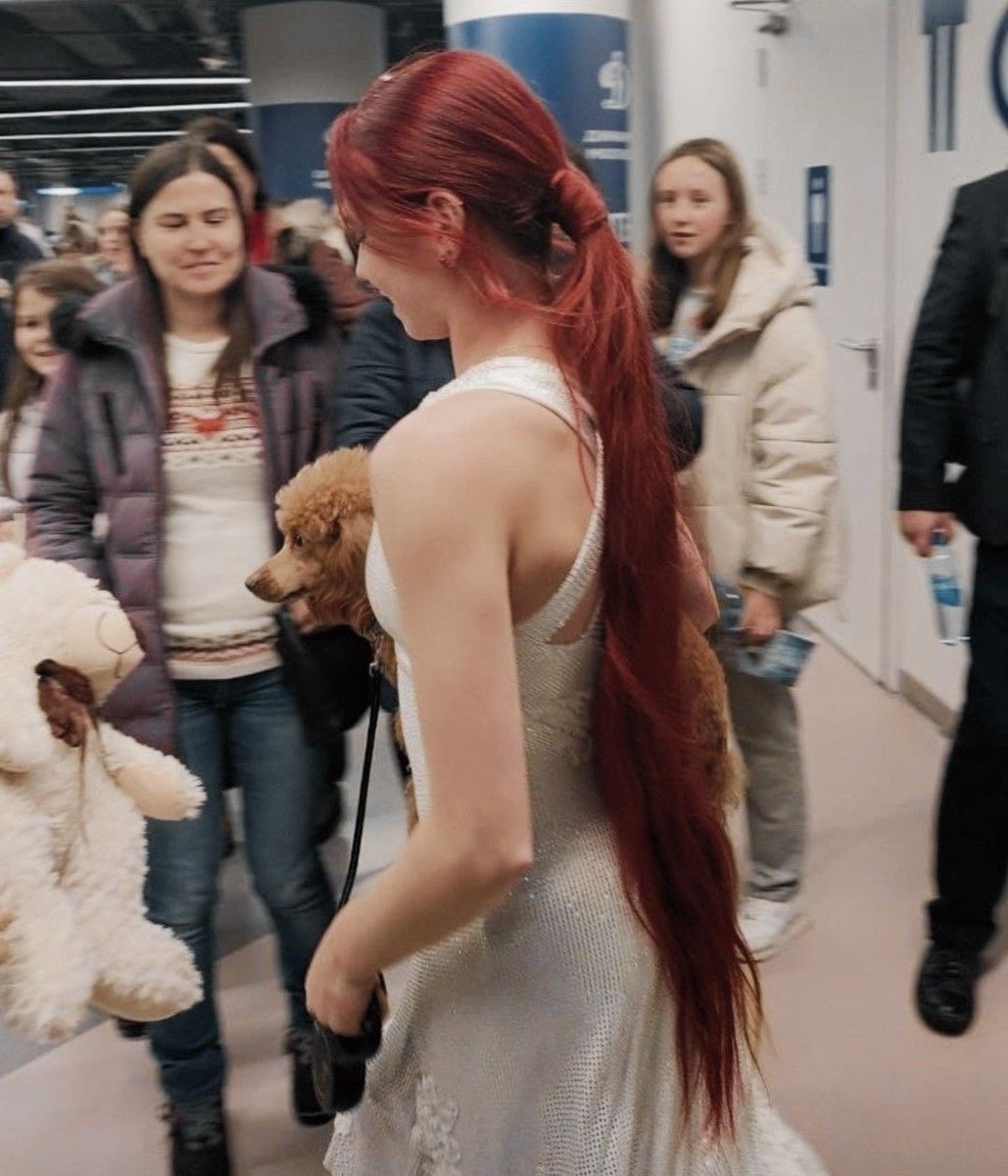 𝐬𝐨𝐩𝐡 tweet media