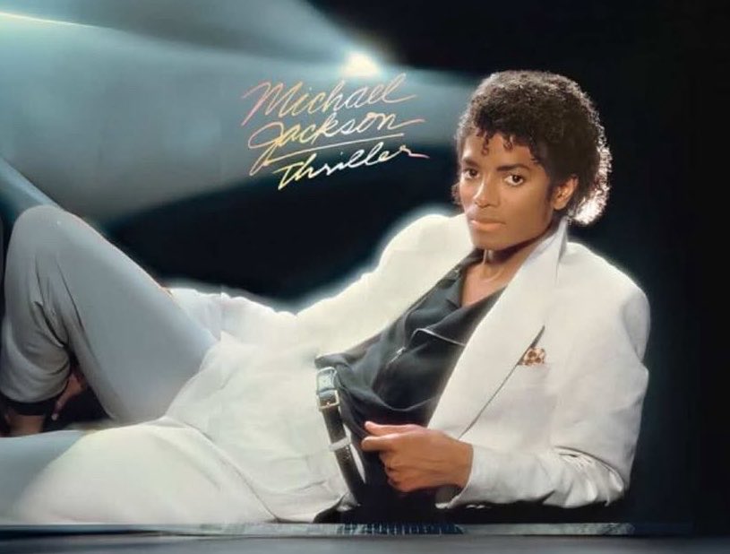 spallatti4's tweet photo. la única forma correcta de ver la película de michael jackson https://t.co/FRPYczJ4C6