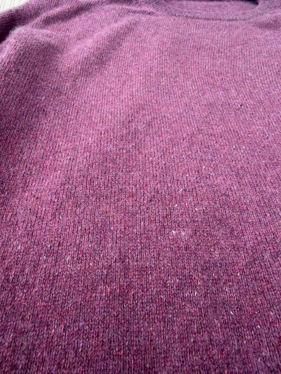 therealmcnair's tweet image. Cleaning day for the Vinny sweaters.

I’ve worn one almost every day for the past month. Putting my kid to bed. Playing golf. Flights across the country. These things have been put through it all.

And I’ve got to say, I’m blown away by the quality and durability. Honestly unlike