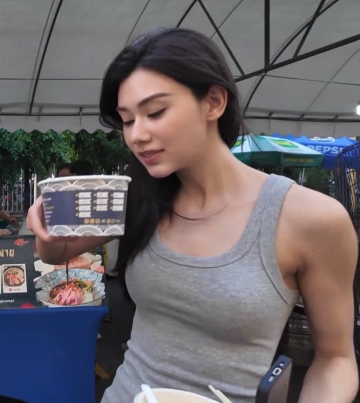 heda da lena εїɞ tweet media