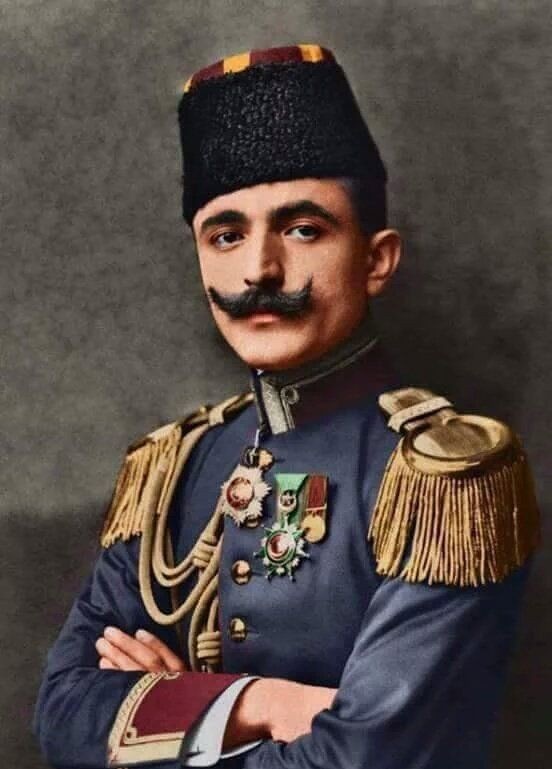 Ben Harbiye Nazırı Enver... Allah'a yemin olsun ki... Tek varlık gayem, dinim ve vatanım için yaşamaktır... Kanımın son damlasına kadar sömürgecilerin oyunlarını bozmak için mücadele edeceğim.
