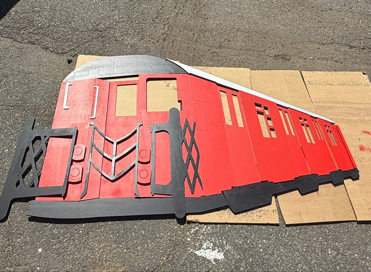 JayMccroy's tweet image. 6 ft Redbird wall piece for the next wall. 
If you see something, say something. #lgm #mta