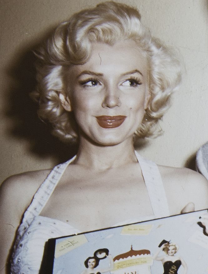 c ⁂quioa tweet media