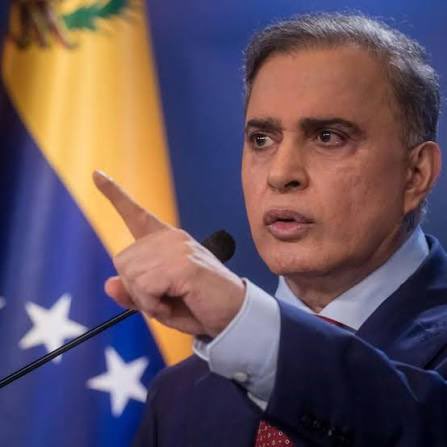 Bárbara Uzcátegui Sanz tweet media