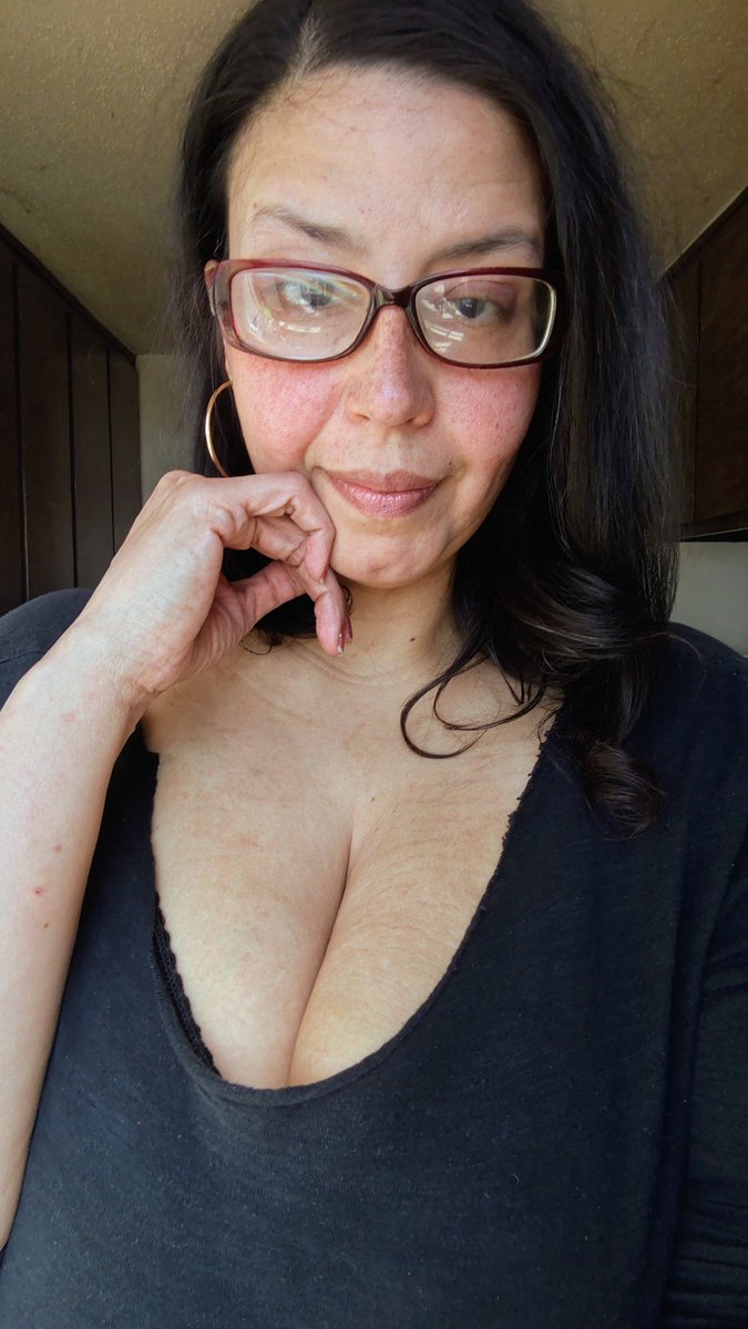 goddess luna tweet media