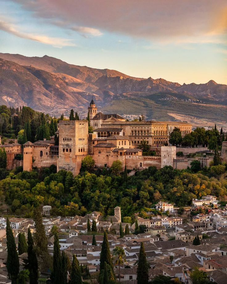 📍 Alhambra, Granada, Spain 🇪🇸