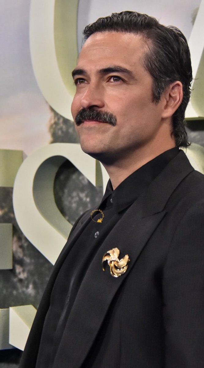 Locas por Poncho tweet media