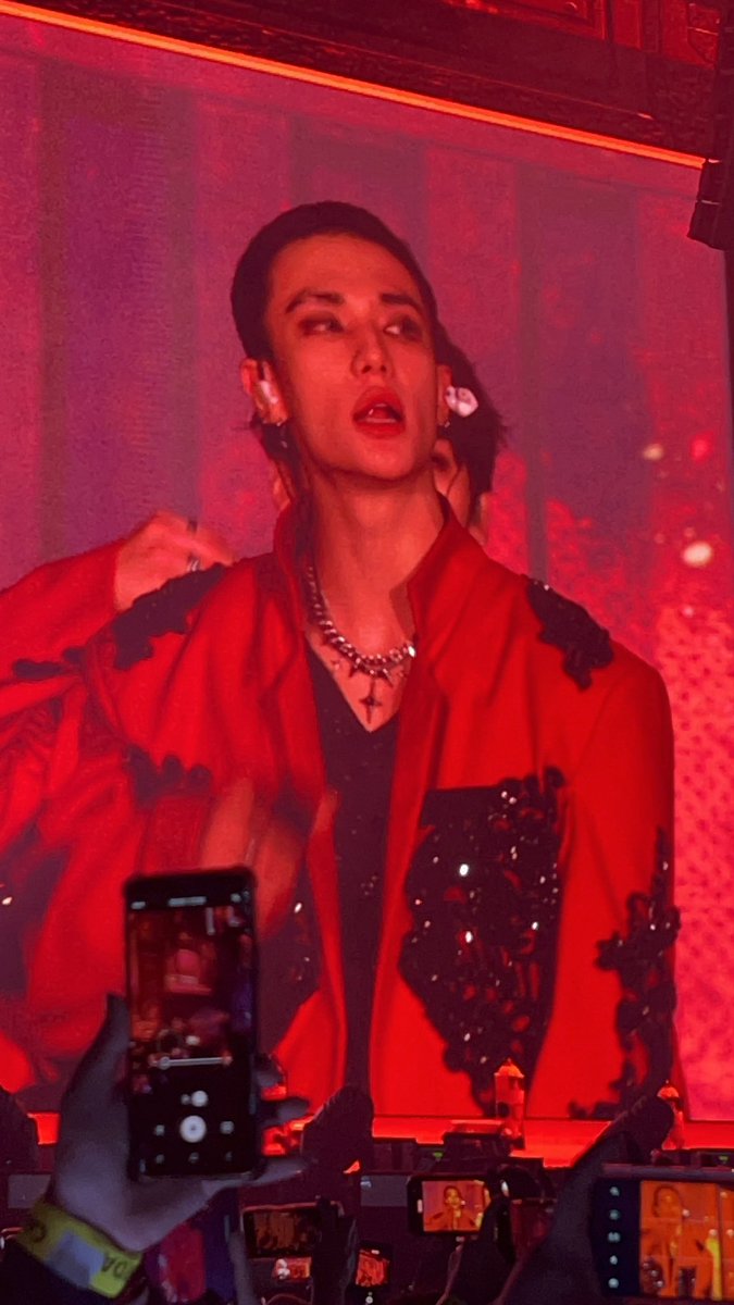 ⋆˚࿔ Andrea 𝜗𝜚˚⋆ FUE A SKZ PERÚ | 🇬🇹 | DO IT 🥀 tweet media
