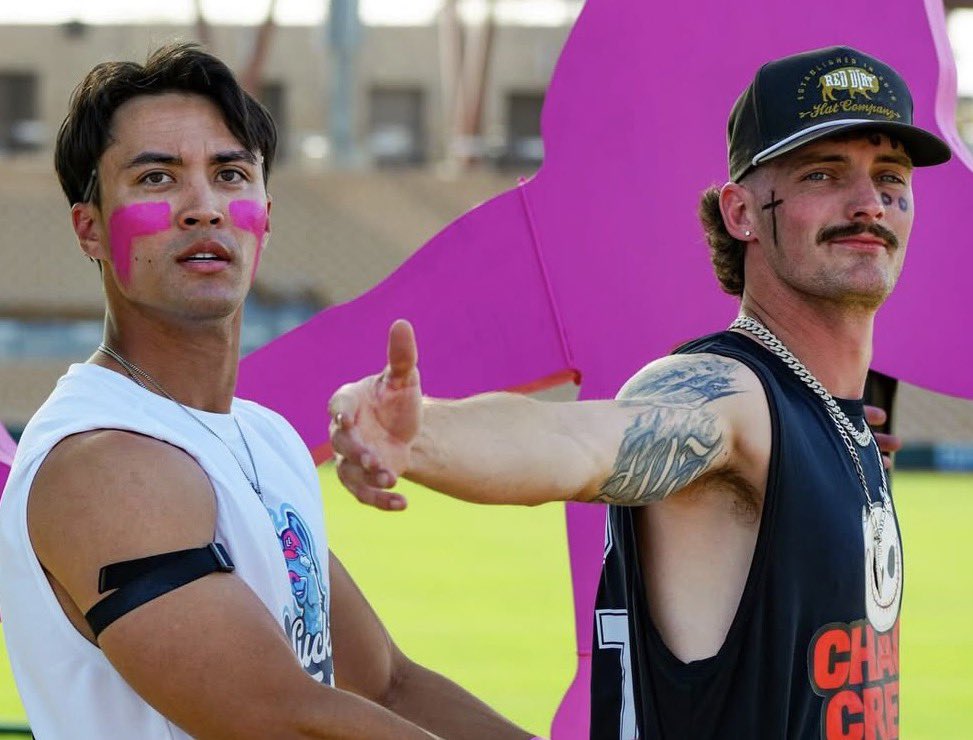 elissa SLAYter tweet media