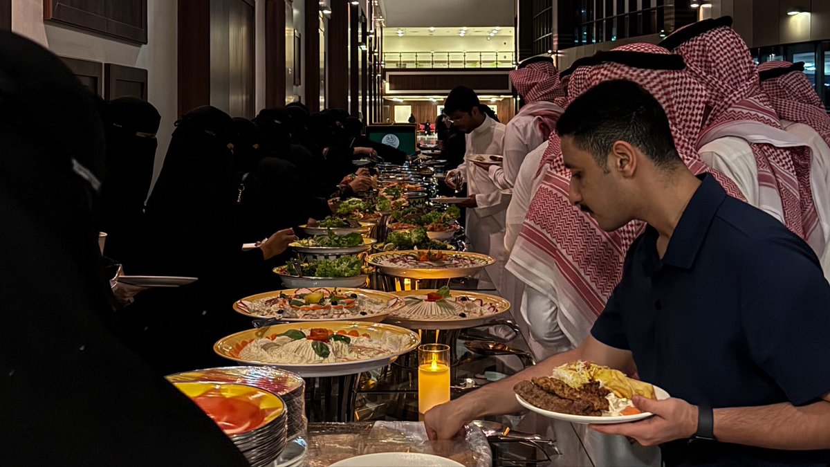 _iiarwa's tweet image. ليلة احسائية بهيّة 🌴

#HealthXcelerate3