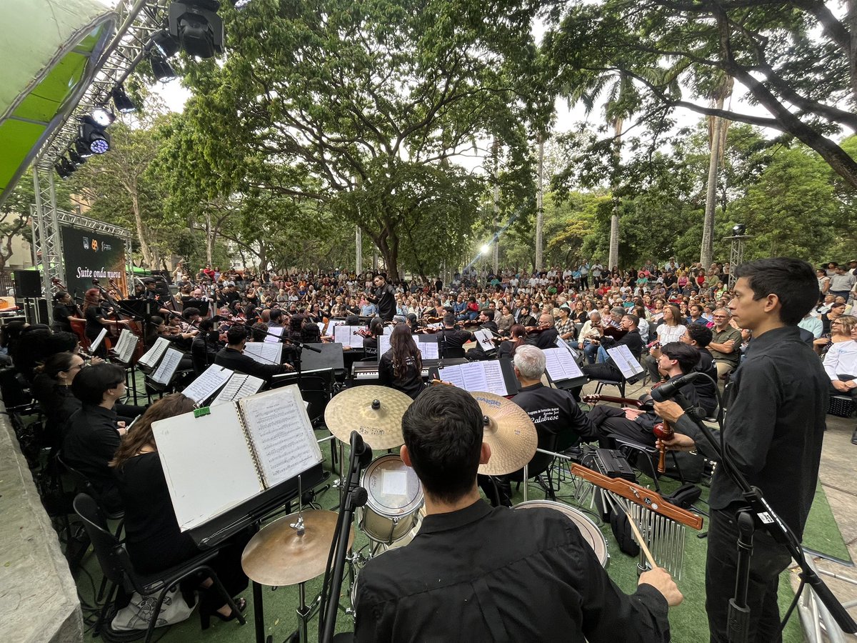 Universidad de Carabobo tweet media