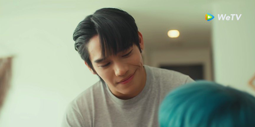 แสงไฟที่แลบออกมาพร้อมเสียงดังตอนฝนตก tweet media