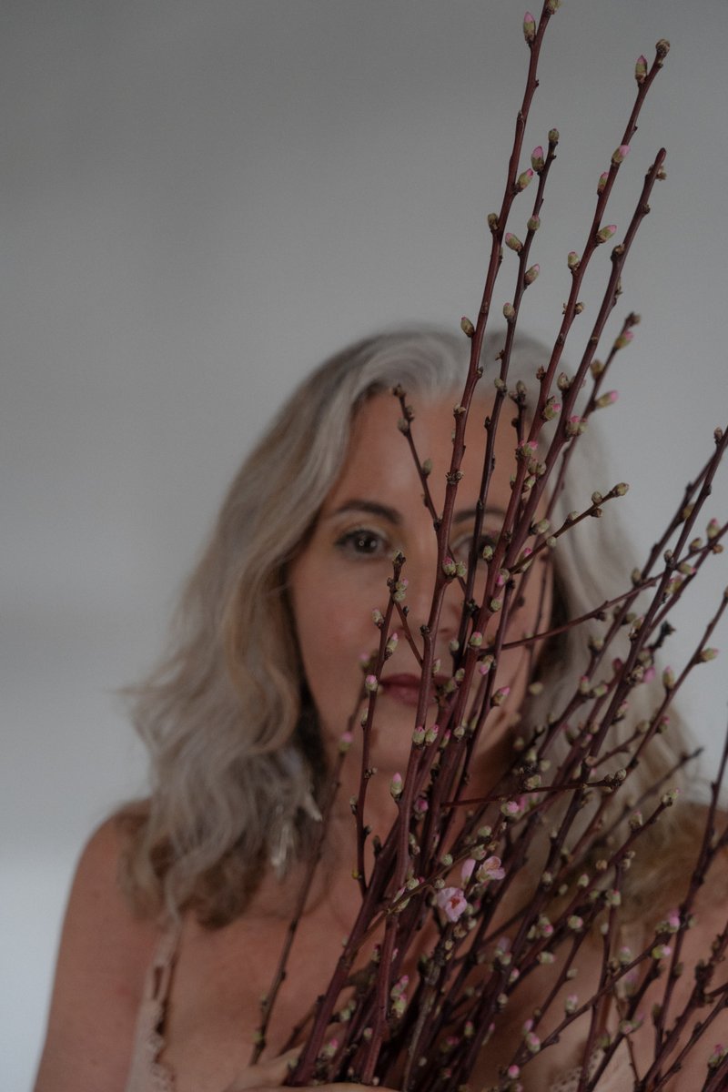 JGordonBramer's tweet image. I got some professional photographs taken in early March and I just got them back. Fun! I will save some for later but here's a few:

Photographer: Collin Garrity