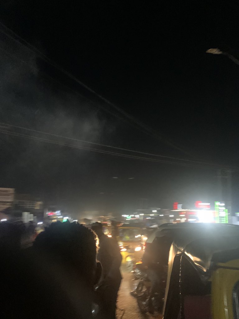 OLOSEJAY's tweet image. Make them help us do our street light for Akala express oo 

This place dey busy pass make we no get working street light at night 

@RIAOFIBADAN 
@CrystalReignz 
@Oyoaffairs 

#ibadan