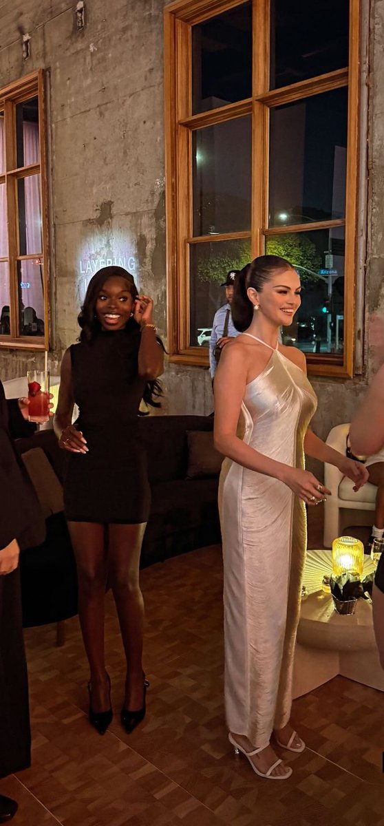 selena’s online lawyer tweet media