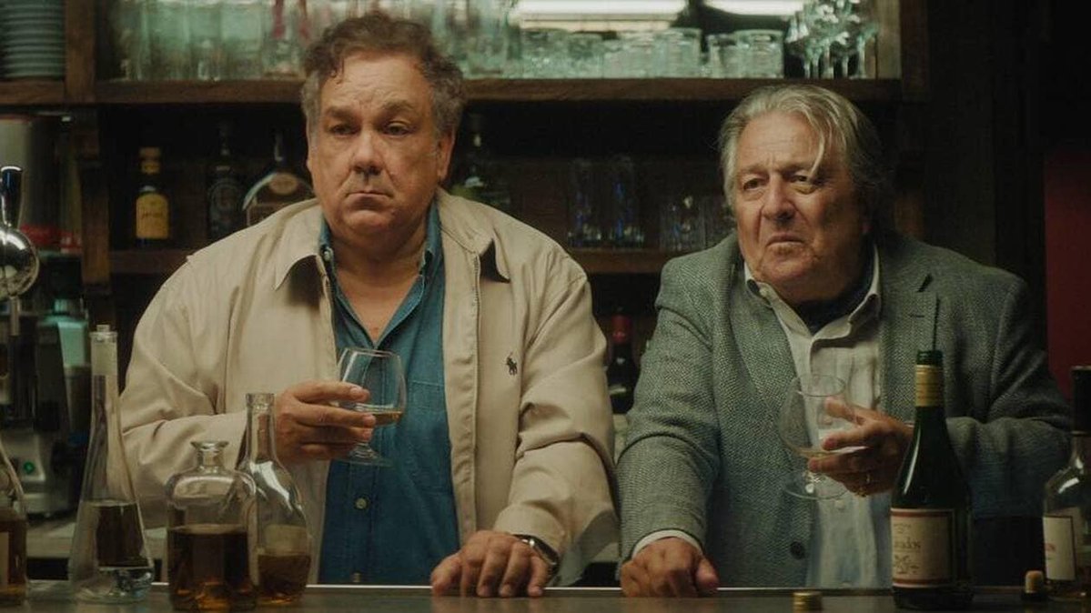 Monascope7's tweet image. 🎬 #Cinéma
Aïe, #Cocorico2 ne fait pas mouche pour son retour !

Même si le second volet du film avec Christian Clavier et Didier Bourdon est en tête des démarrages du mercredi avec 26 218 entrées pour son premier jour en salles, c’est beaucoup moins bien que le premier.

En