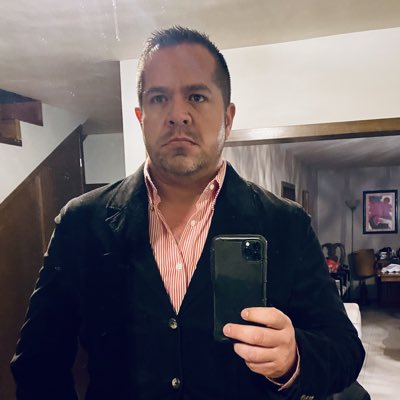 fozuniga's tweet photo. #NuevaFotoDePerfil https://t.co/e1d7vZeO18