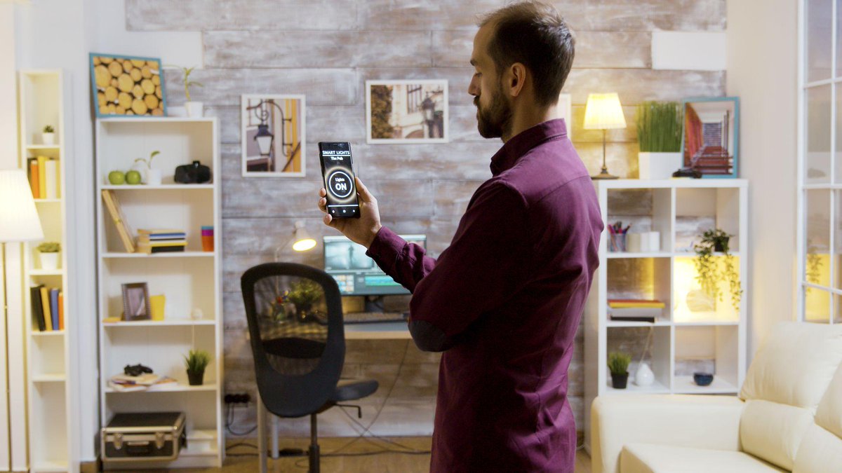 HomeRiverGroup's tweet photo. Smart home features are quickly becoming a must-have in rental properties.

Learn which upgrades are worth it:

https://t.co/41mJYMFsY0 https://t.co/iVE0W4tXIM