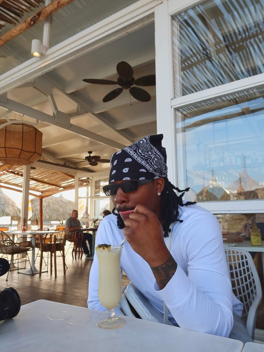 All Glory To God 🤞🏾💙