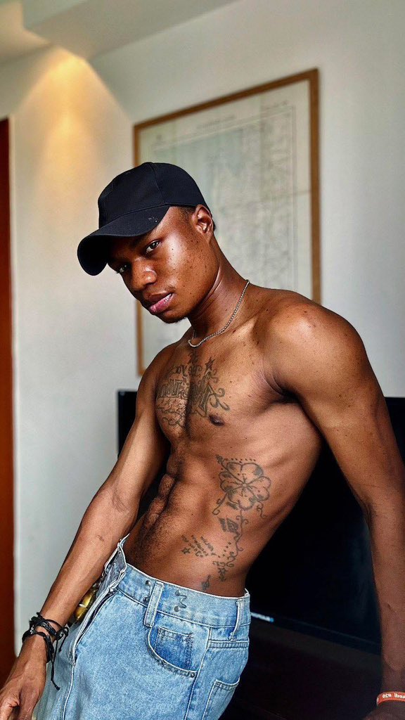 𝓘𝓣𝓢_𝓚𝓔𝓚𝓔𝓑𝓔𝓨𝓐🇨🇩 tweet media