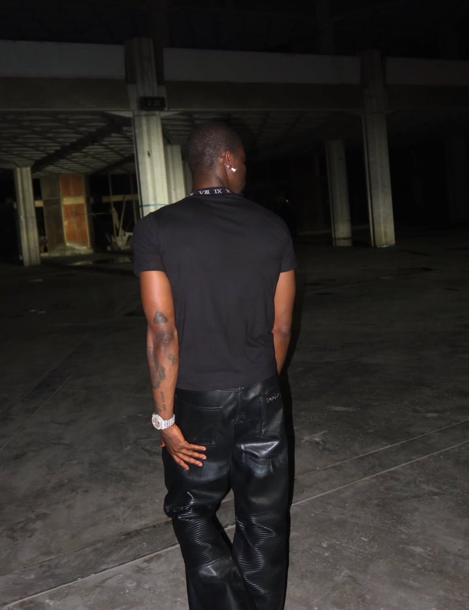 𝔼𝕄𝕃💜 tweet media