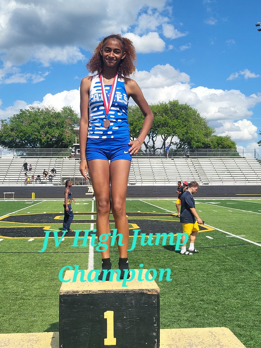 WillowridgeTrack/XC tweet media