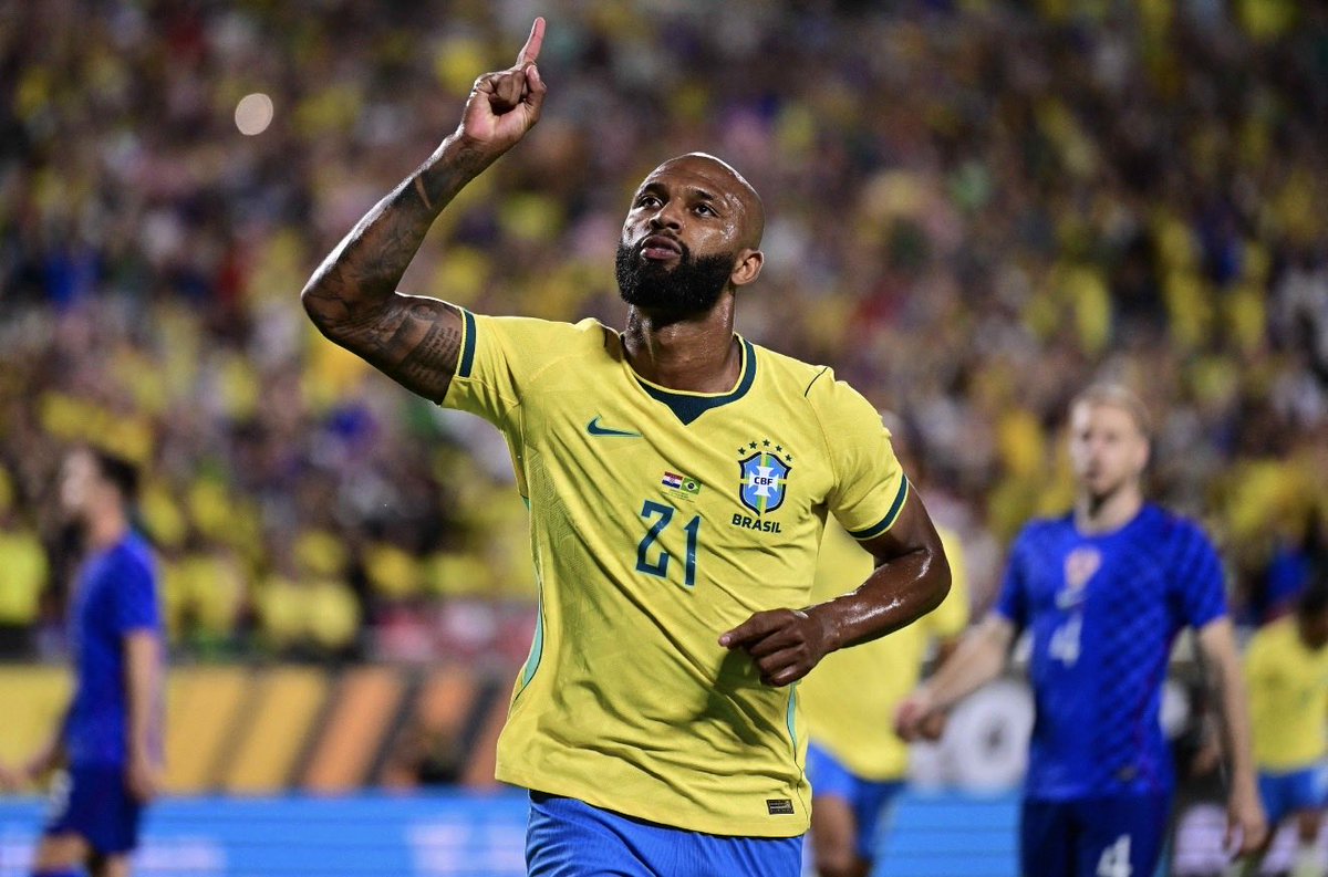 JarnoBertho's tweet image. 🇧🇷 Was me vorige week ontgaan, maar Igor #Thiago scoorde voor het eerst voor Brazilië. Voormalig spits van #ClubBrugge is pas de derde ex-speler uit Eerste Klasse die daar voor de Seleção in slaagt, na André Cruz en Dante van #Standard.