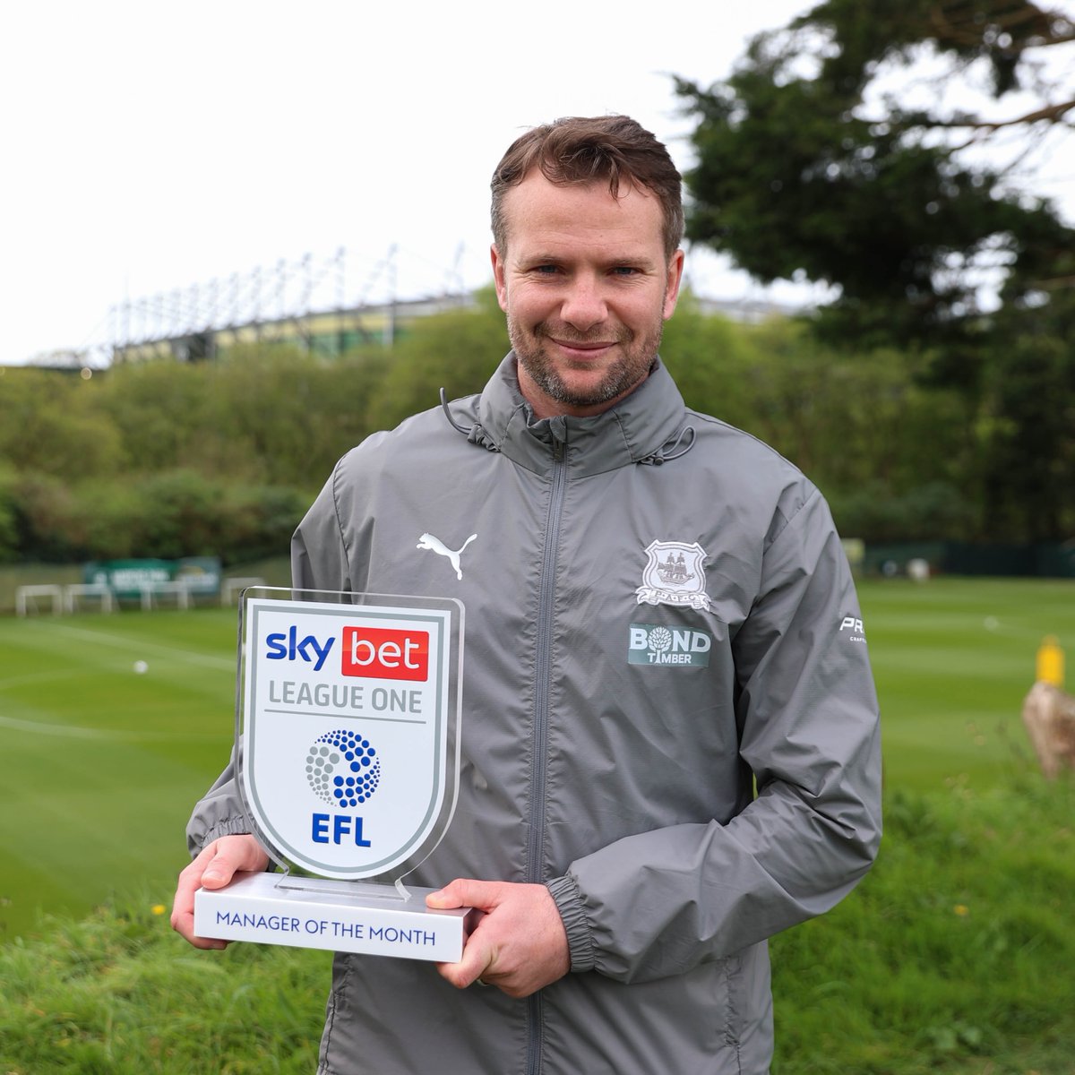 Argyle's tweet photo. Tom Cleverley has been named the @SkyBetLeagueOne Manager of the Month for March! 🏆
