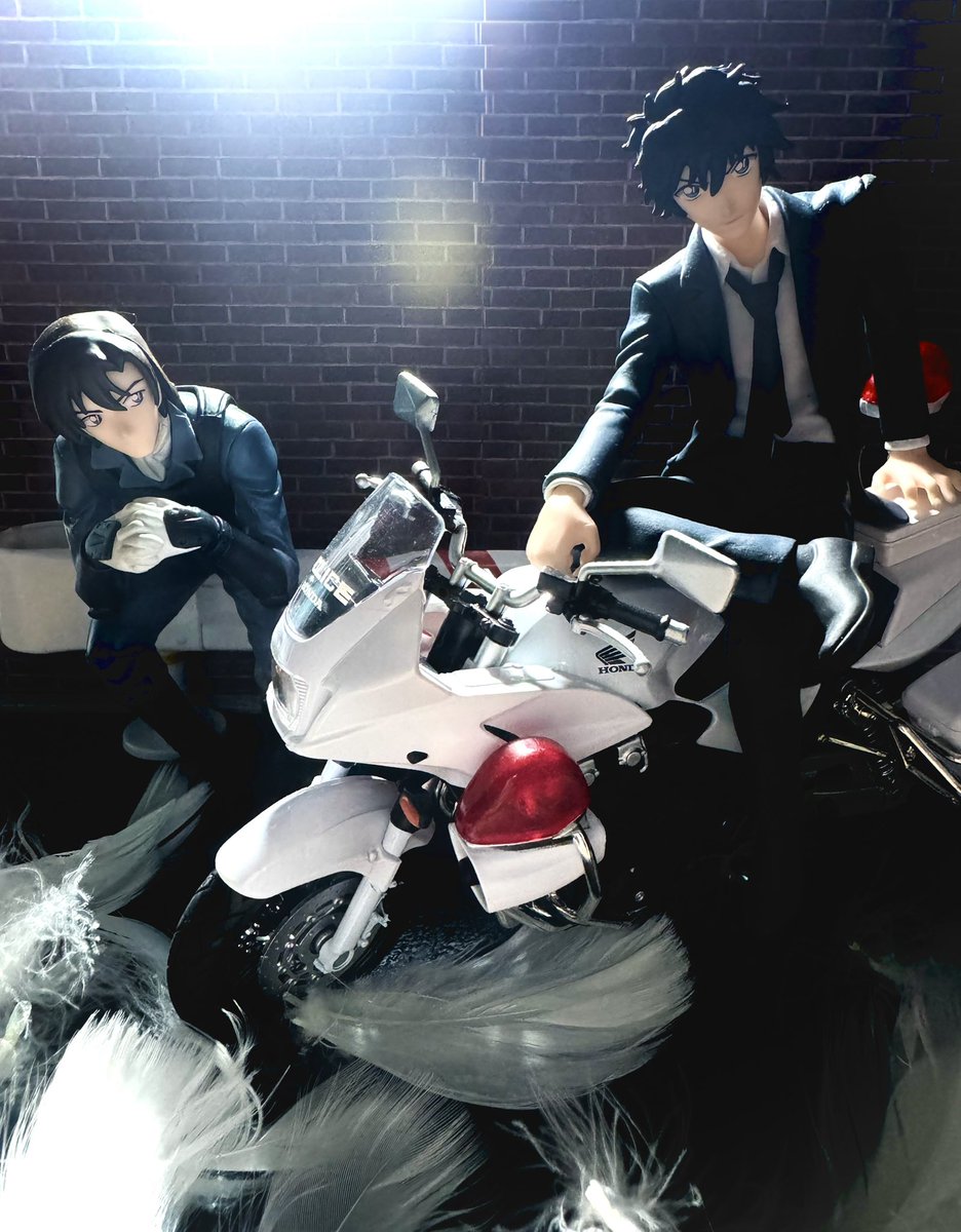 イワン・コフ tweet media