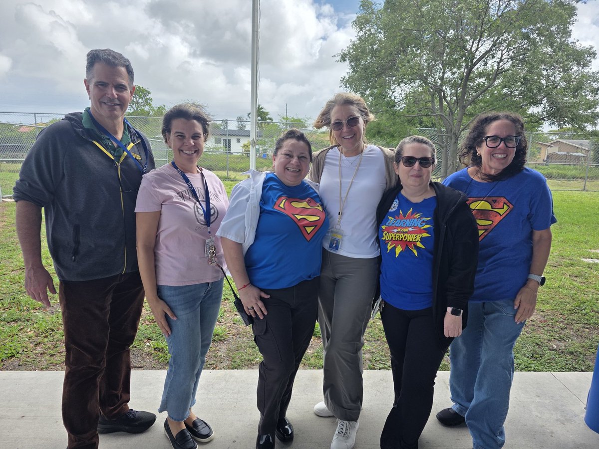 NorthDadeCML's tweet image. Today we celebrated our Superhero Assistant Principal, Mrs. Salgan! All superheroes don’t wear capes! #APWeek26 @SuptDotres @YeseniaAponte05 @docstevegallon @MDCPSNorth