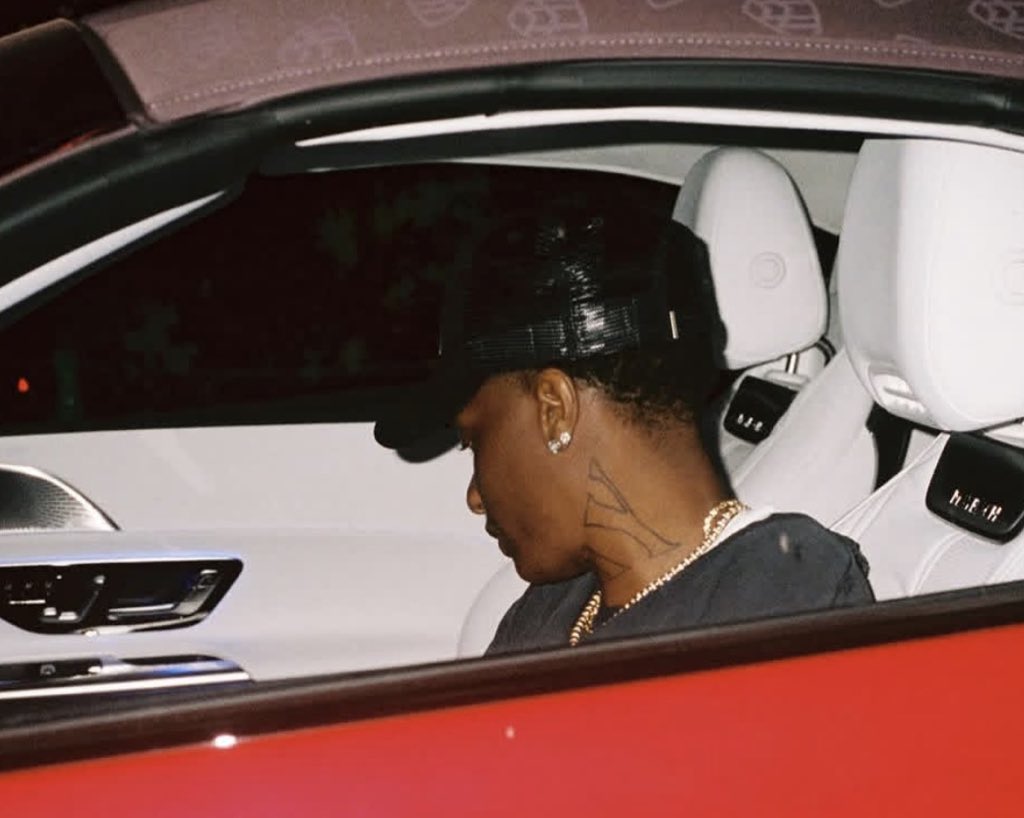 YARLOOOOOOOOOOOOOOOOOOOO tweet media