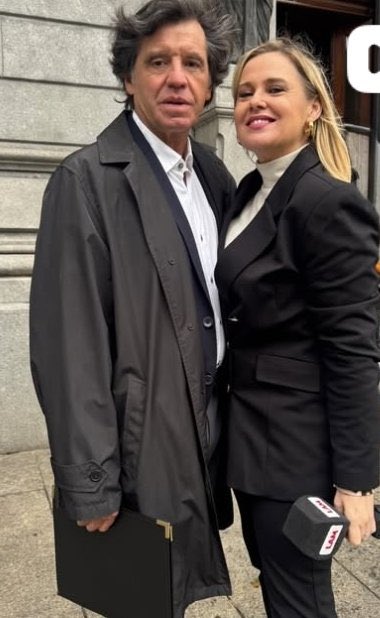 𝖇𝖑𝖔𝖓𝖉 tweet media