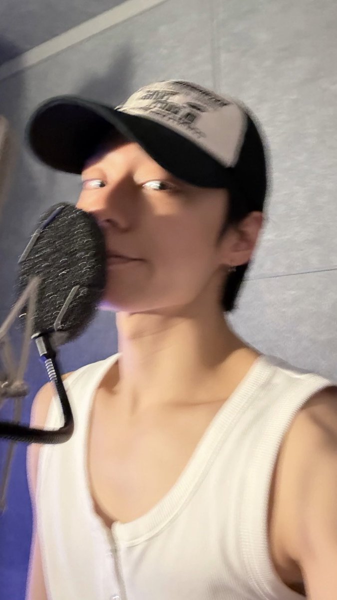 fixonovna tweet media