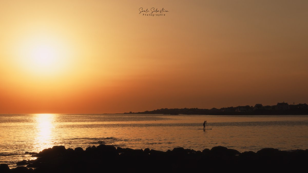 Valgone_photo's tweet image. J'aime le minimalisme sur tous les sujets.
Et vous?
I love minimalism!  
How about you? Let's see your minimal photos.

#photographyIsArt #sunsetphotography