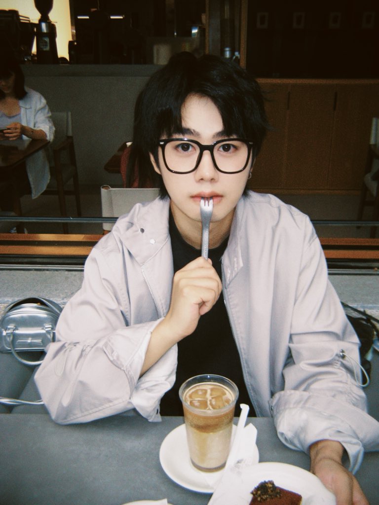 一块鱼饼 tweet media