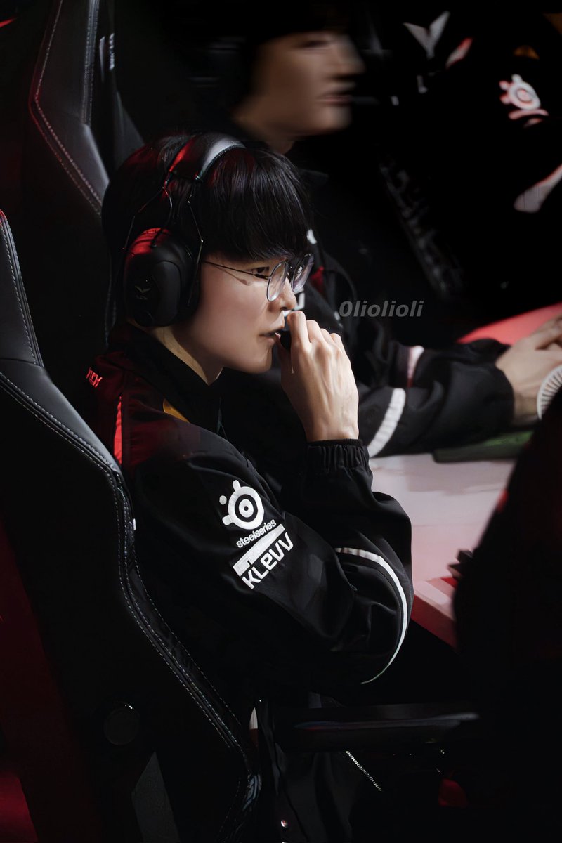 0liolioli's tweet photo. 260408 #페이커 #faker https://t.co/4ICMk6dZPK