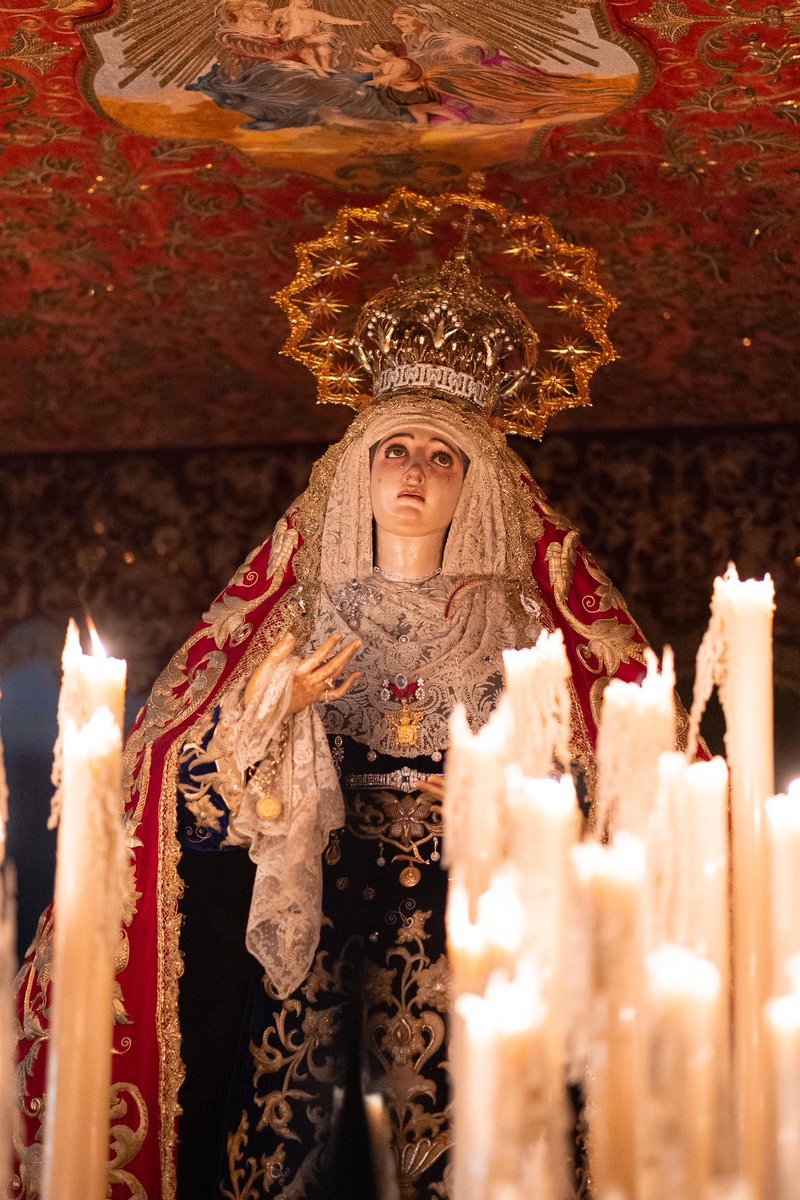 AdrianCabreraB's tweet photo. La semana por la que vivo y espero todo el año ha pasado. Yo ya aguardo la siguiente con la ilusión intacta. Mientras, viviré la espera como lo he hecho siempre, con la certeza de que la primavera reventará el azahar de los naranjos y en mi tierra rezaremos a Dios en las calles. https://t.co/iheQLXdvwl