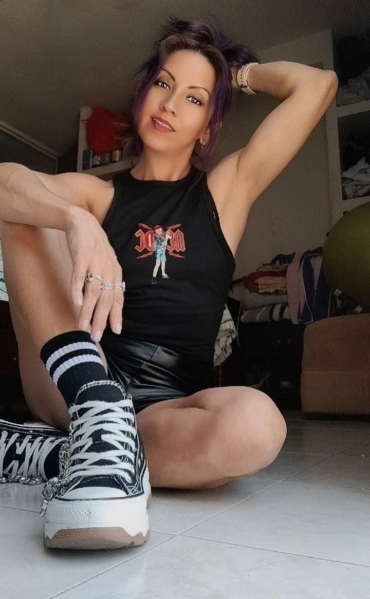 domelyAmaro's tweet image. I  L🖤VE  #AngusYoung 🎸🤘🏼 
#ACDC ⚡