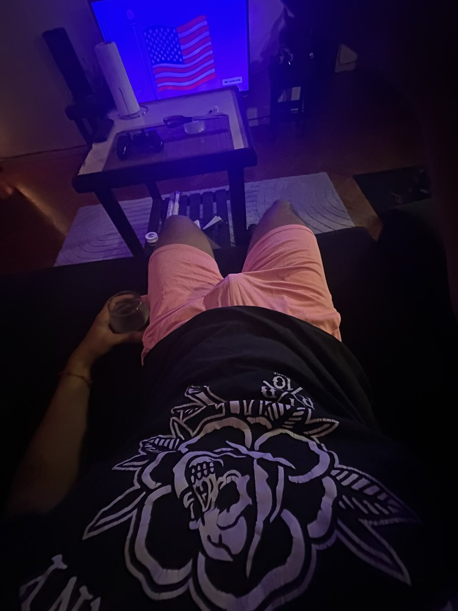 fakurivas_'s tweet photo. 💖🖤 https://t.co/fzrWXSqo6y