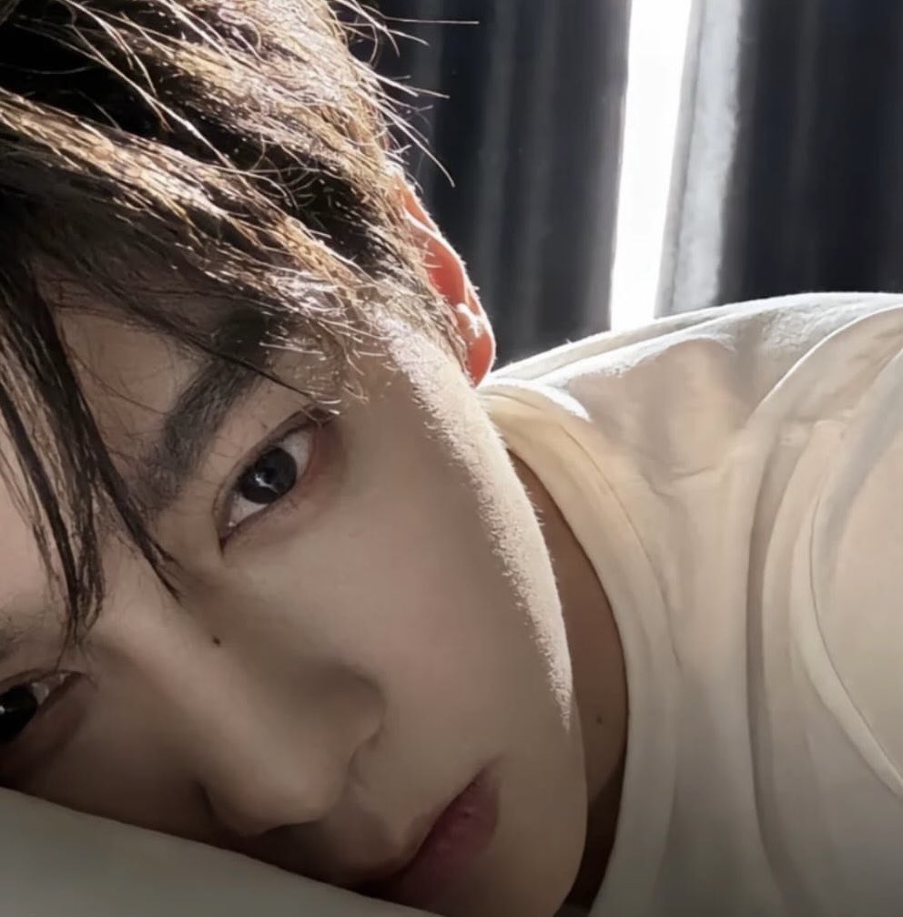 TL97ZP02's tweet photo. 녕위 모닝☁️ https://t.co/tUAzSp8Tbr