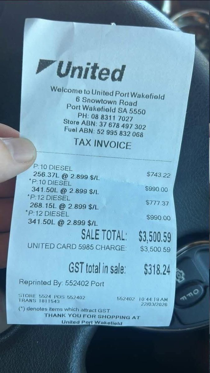 mary poppins tweet media